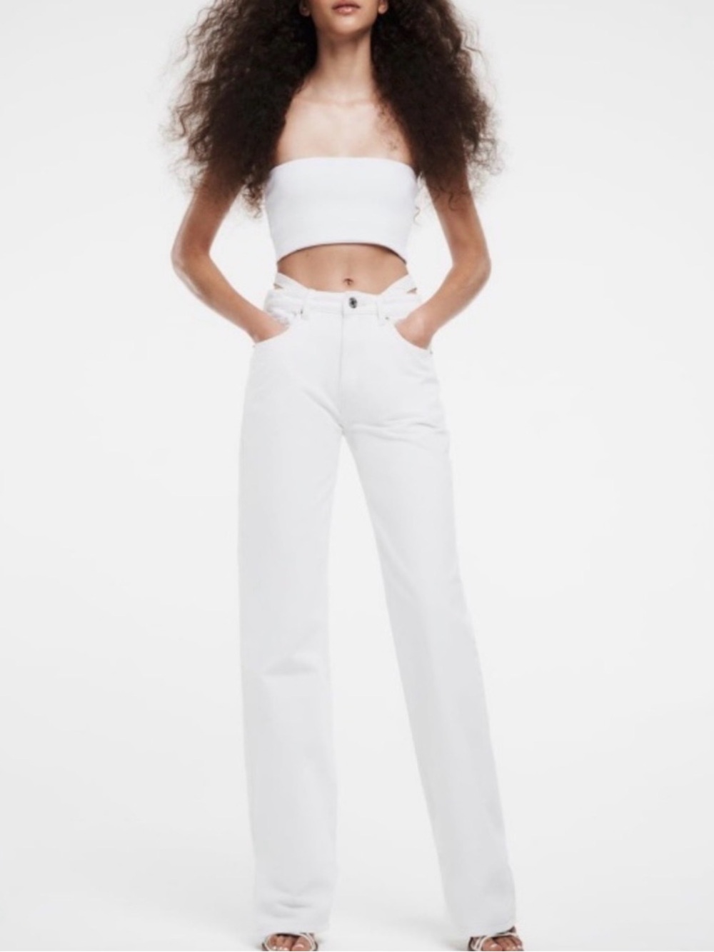 Zara White Low-Rise Baggy Jeans with Hip Strap
